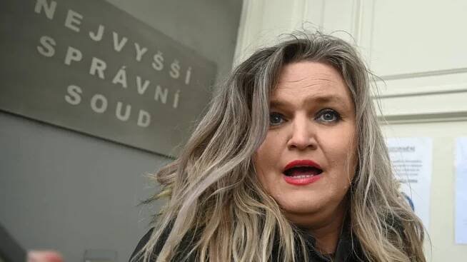 Jana Peterková musí zaplatit čtvrt milionu korun za lži o úmrtí seniorů
