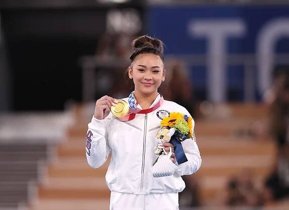 sunisa-lee-olympics-win-family-2
