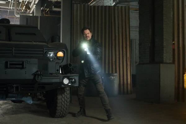 Dark Matter - Welcome to the Revolution - Z filmu - Anthony Lemke