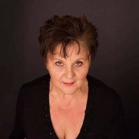 Angelina Saloniemi - Sommernachtskomödie