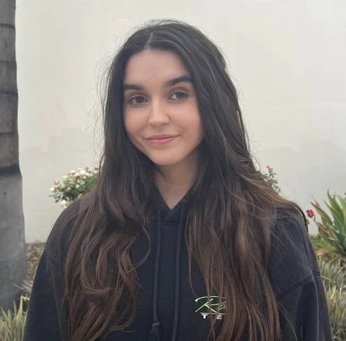 2024 Pulizter Center reporting fellow, Samantha Smith