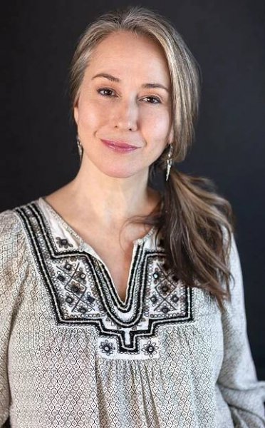 Lora Martinez-Cunningham | o-agency