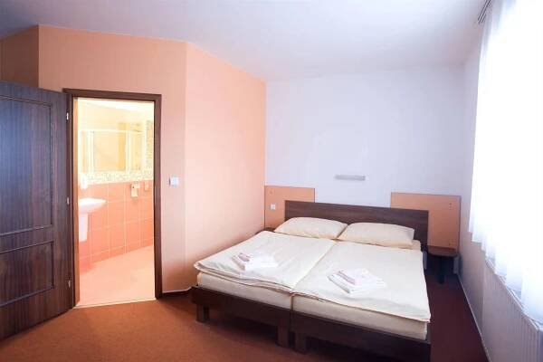 Selský dvůr Vyškov: víkendový pobyt s privátním wellness, bowlingem a skvělou kuchyní