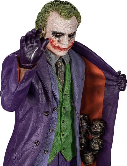 IKO1047-Heath-Ledger-Dark-Knight-Joker-Statue-11.png
