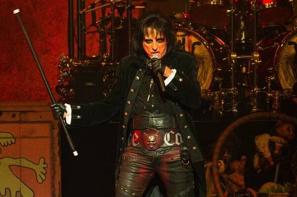 PHOTOS: No More Mr. Nice Guy! Alice Cooper At The Louisville Palace | Capture Kentucky