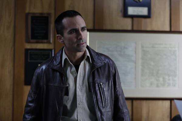 Batesův motel - Presumpce neviny - Z filmu - Nestor Carbonell
