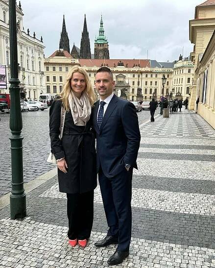 Lucie Šafářová a Tomáš Plekanec tvoří pár od roku 2018. V roce 2019 se jim narodila dcera Leontýnka, v roce 2022 syn Oliver.