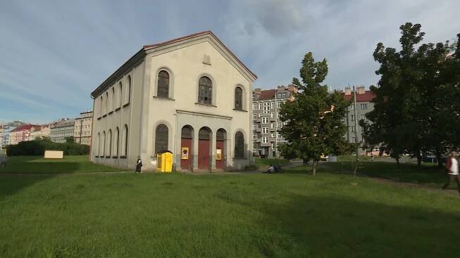 Pomyslným centrem Hrabalovy Libně je Nová libeňská synagoga. 