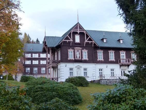 Karlova Studánka