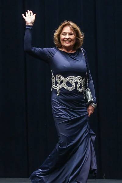 Za 20 let se vůbec nezměnila: Emília Vášáryová snad od Pelíšků nezestárla o jediný den