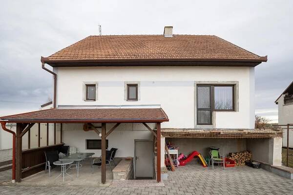Prodej domů, Jiřice u Miroslavi | Mapio.cz