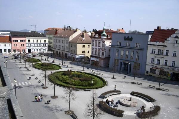 Namesti_Benesov.jpg