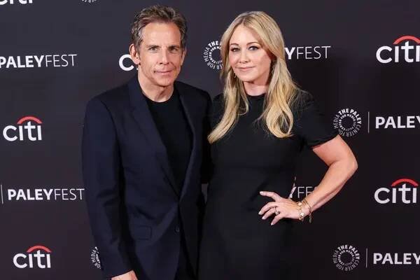 Ben Stiller a manželka Christine Taylorová přijedou na PaleyFest LA 2025 (42. ročník televizního festivalu Williama S. Paleyho) - 2. sezóna odstupného Apple TV + 's, která se konala 21. března 2025 v divadle Dolby v Hollywoodu v Los Angeles v Kalifornii — Stock obrázek