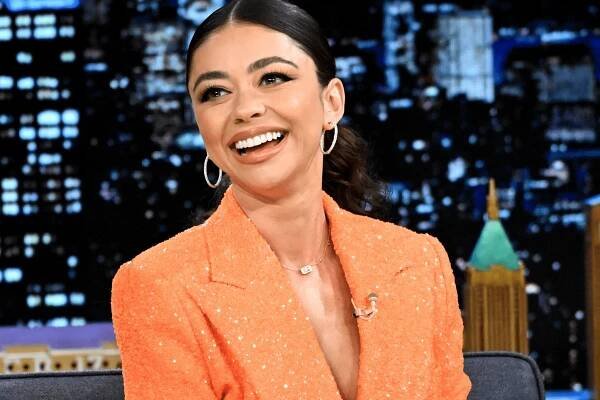 Sarah Hyland Got Married Wearing This TikTok-Viral Makeup – See Photo