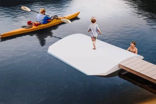 The thinner tips of the blades can be used in products such as floating swimming platforms
