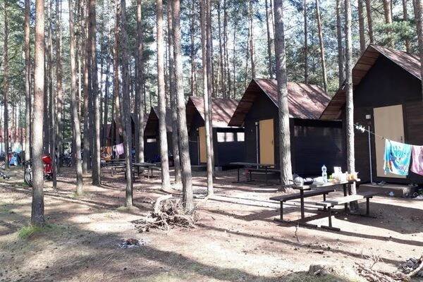 Camp Paris foto 1