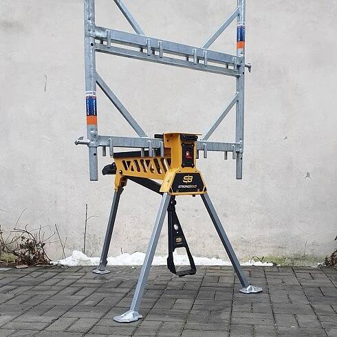 Přenosný stojanový svěrák STRONGBOLD S1