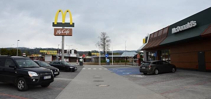 McDonald's v Kudowě-Zdrój je připravený k otevření. Poláci i Češi jsou nedočkaví