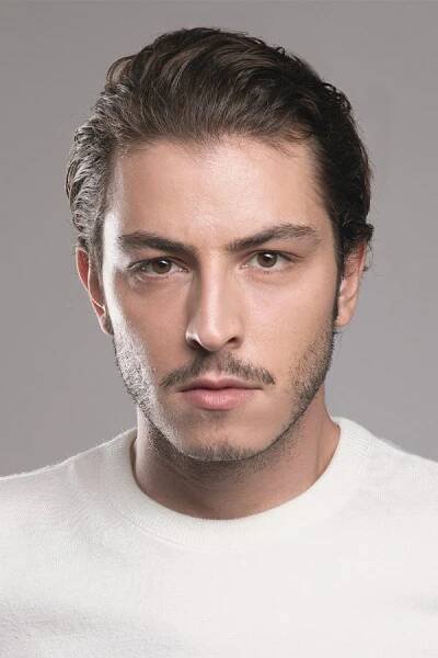 Boran Kuzum herec
