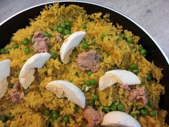 Rychlá indická kořeněná rýže kedgeree - fotografie 2 - TopRecepty.cz