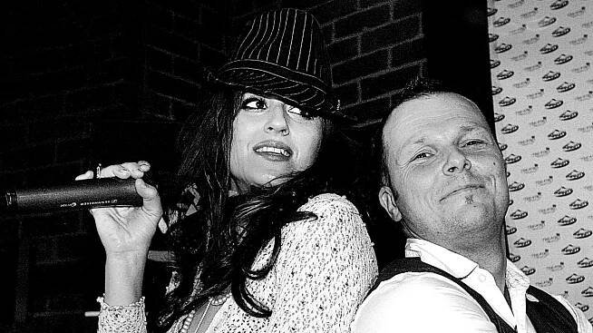 Zpěvačku z dua MC Erik & Barbara zabila cévní mozková příhoda, bylo jí 43 let