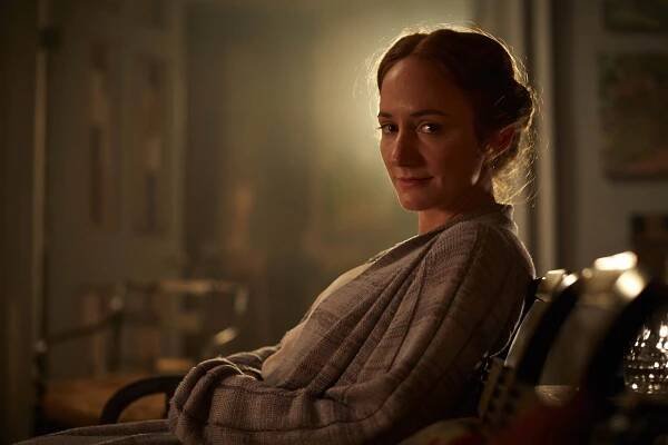 Life in Squares - Promo - Lydia Leonard