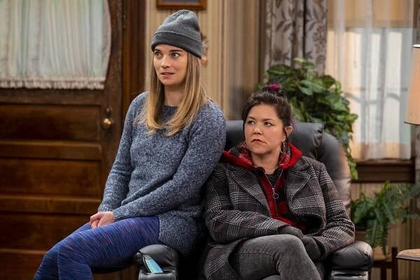 Kevin Can F**k Himself - Fixed - Z filmu - Annie Murphy, Mary Hollis Inboden
