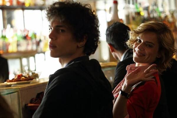 Eduardo Valdarnini, Micaela Ramazzotti - Qualcosa di nuovo - Z filmu