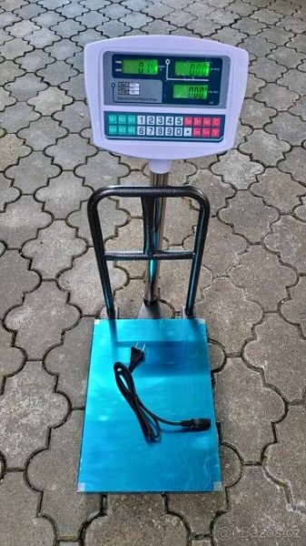 Digitální můstková váha TCS do 150kg 30x40cm 20g s opěrkou - Brno venkov