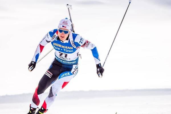 Moravec otevřel sezónu třetím místem v Idre, junior Mikyska pátý - BiatlonMag