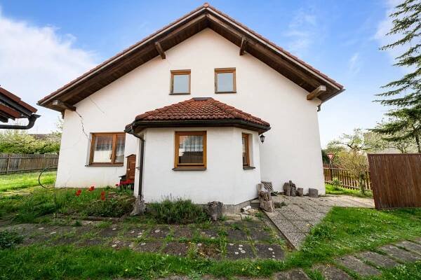 Rodinný dům – Sezemice | Reality Dachovský
