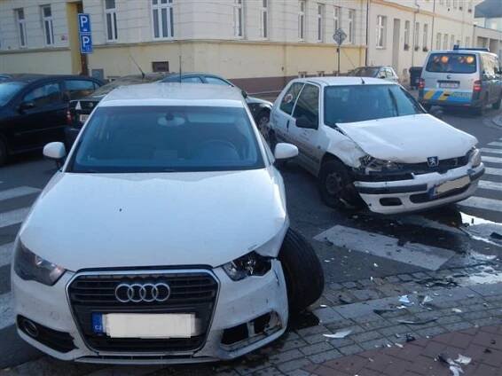 V Budějovicích se staly dnes dopoledne dvě dopravní nehody