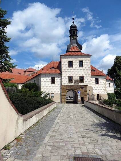 Castello di Kostelec nad Černými lesy - Wikipedia