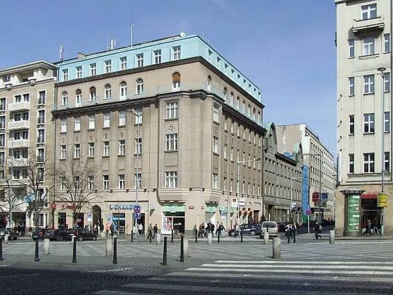 Havlovi vadí demolice domu v Praze, píše Besserovi
