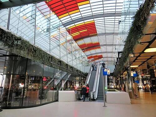 Amsterdam Centraal station - Wikipedia