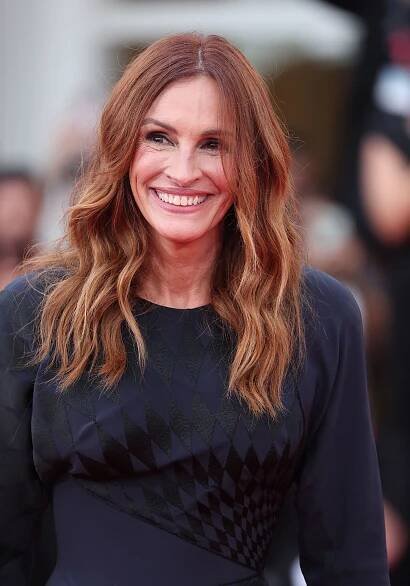 Stylen wir direkt nach! Julia Roberts zeigt mit diesem Look, dass Eleganz nicht teuer oder ausgefallen sein muss