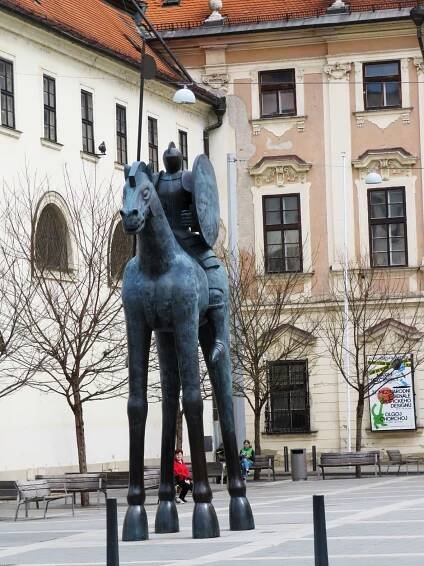 Monumentální plastika Jošta Moravského v Brně – OKO BESKYD