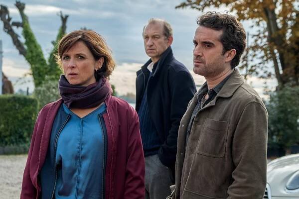 Nord Nord Mord - Sievers und der schönste Tag - Z filmu - Julia Brendler, Peter-Heinrich Brix, Oliver Wnuk