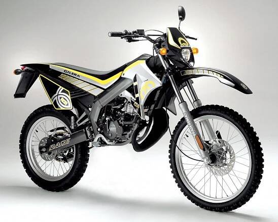 Gilera RCR 50 | Katalog motocyklů a motokatalog na Motorkáři.cz