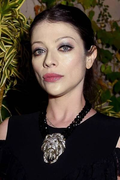 Michelle Trachtenberg at the 15 Years of Siriano Party on November 2, 2023 in Los Angeles, California.