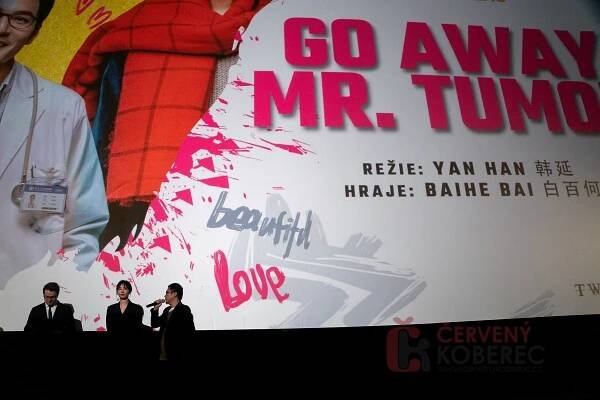 Herečka Bai Baihe a režisér Yan Han otevřeli Týden čínského filmu 2019 v Praze | Červenýkoberec.cz