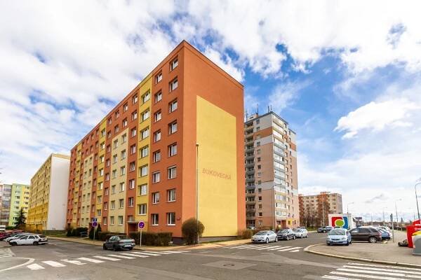 Prodej bytu 1+1 v osobním vlastnictví 36 m², Praha 9 - Letňany | Artem Saykin