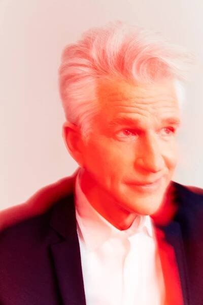 Matthew Modine side profile - Perfect Strangers