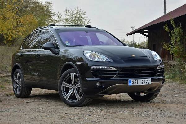 Test ojetiny: Porsche Cayenne je nejlepší luxusní SUV. Co musíte vědět, než si ho pořídíte?
