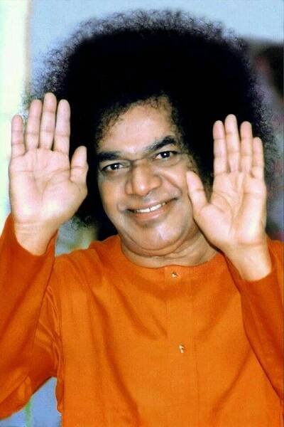 Pin by Oksana on Боги in 2025 | Sai baba photos, Sathya sai baba, Sai baba