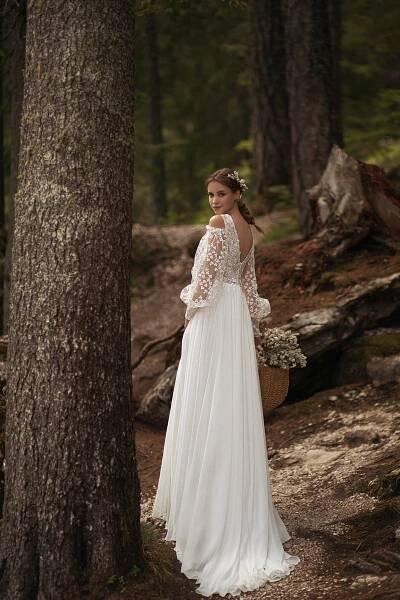 jpeg-optimizer_model-342-amira-3