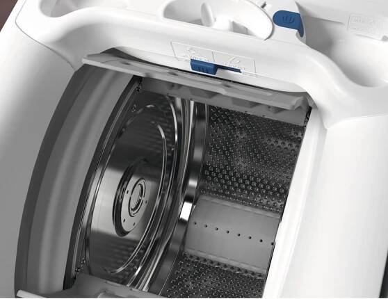 Vrchom plnená práčka Electrolux EW6TN24262C