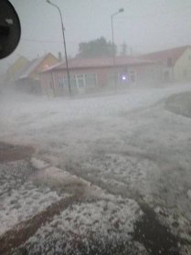 FOTO: Přívalový déšť řádil především na Libochovicku