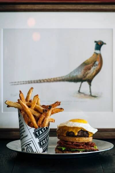 Jack shop Burger LR.jpg