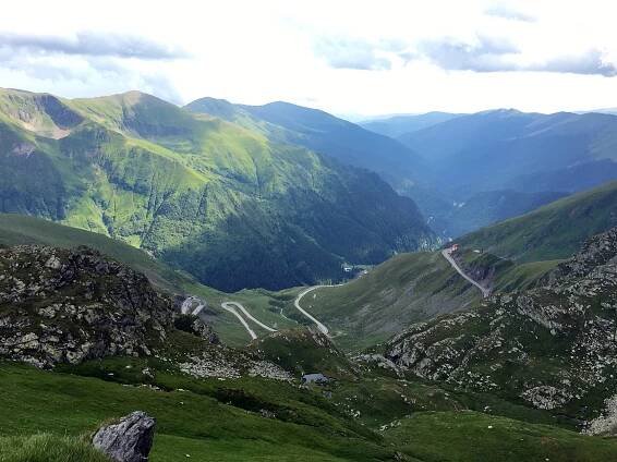 The other side of the Transfagarasan Highway 